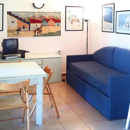 Apartment In Near Sea *